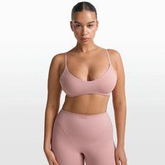 NikeSKIMS MATTE MICRO SCOOP BRA | HIMALAYAN