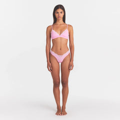 FITS EVERYBODY LACE TRIANGLE BRALETTE | BUBBLE GUM TONAL