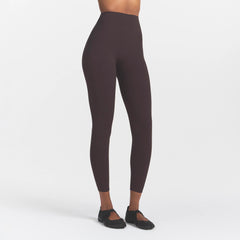 NikeSKIMS STUDIO STRETCH 26" LEGGING | DARK ROAST