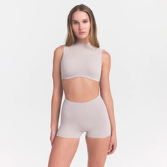 NikeSKIMS STUDIO STRETCH DIPPED 2" SHORT | LINEN