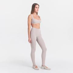 NikeSKIMS STUDIO STRETCH DIPPED 29" LEGGING | LINEN