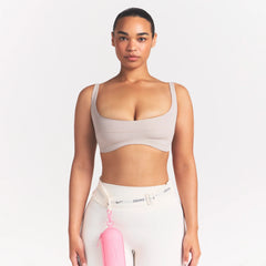 NikeSKIMS STUDIO STRETCH SEAM FRONT MICRO BRA | LINEN