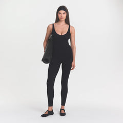 NikeSKIMS STUDIO STRETCH PLUNGE TANK | OBSIDIAN