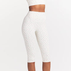 NikeSKIMS MATTE 17" CAPRI LEGGING | DITSY FLORAL PRINT