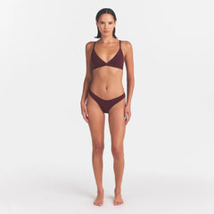 FITS EVERYBODY DIPPED FRONT THONG | CURRANT