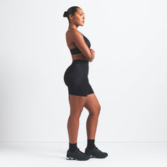 NikeSKIMS SHINE BONDED WAIST 5" BIKER SHORT | OBSIDIAN