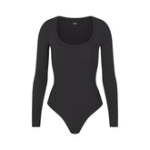 FITS EVERYBODY LONG SLEEVE SCOOP BODYSUIT | ONYX
