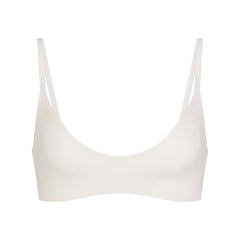 NikeSKIMS MATTE MICRO SCOOP BRA | IVORY