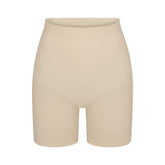 SEAMLESS SCULPT MID THIGH SHORT | SAND