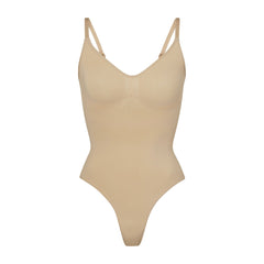 SEAMLESS SCULPT THONG BODYSUIT | CLAY