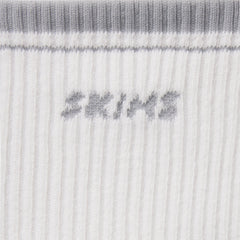 SKIMS SOCKS RIBBED CREW LOGO SOCK | SNOW AND LIGHT HEATHER GREY