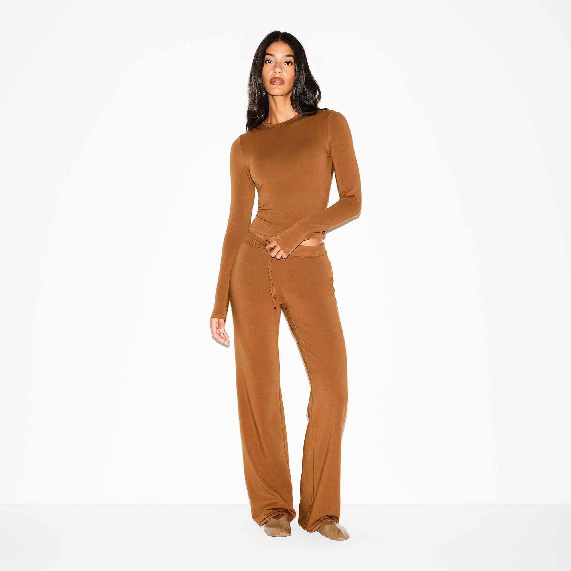 COTTON JERSEY LONG SLEEVE T-SHIRT | CHAI
