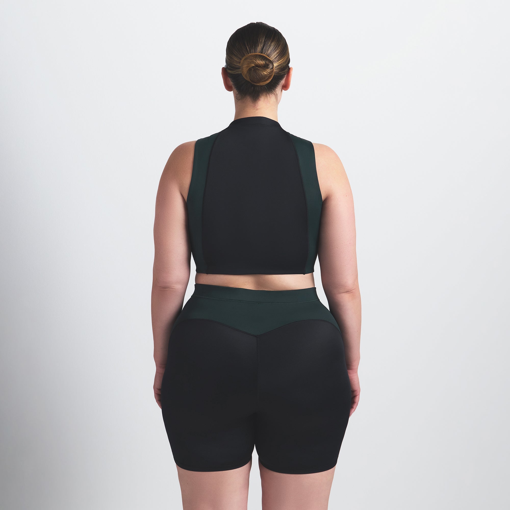 NikeSKIMS SHINE FRONT ZIP BRA | OBSIDIAN AND DARK TEAL