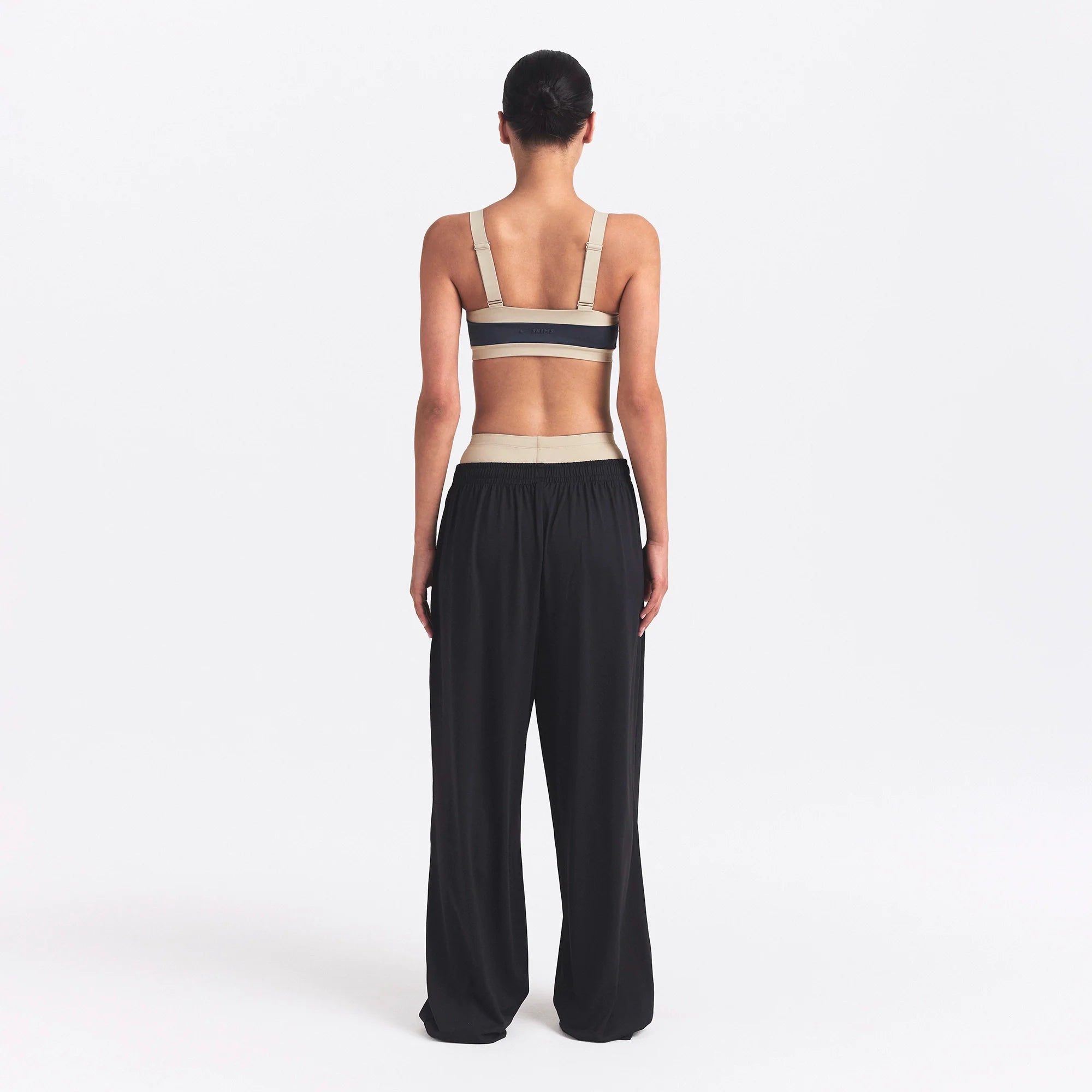 NikeSKIMS MATTE SHINE MIX STRAIGHT NECK BRA | DEEP ROYAL AND STONE