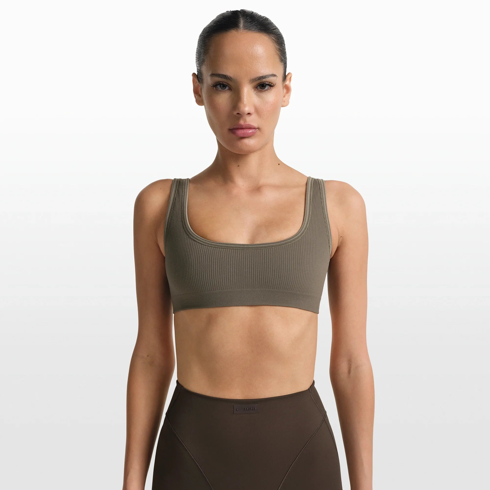 NikeSKIMS RIBBED SEAMLESS MICRO SCOOP BRA | DUSTY OAKMOSS