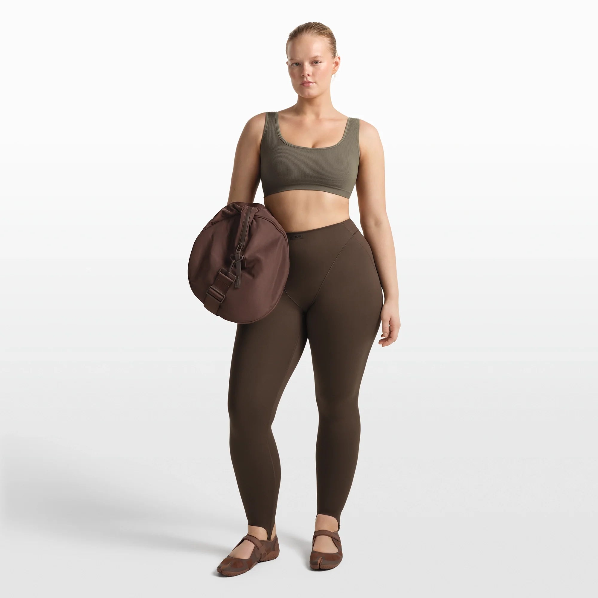 NikeSKIMS RIBBED SEAMLESS SCOOP BRA | DUSTY OAKMOSS