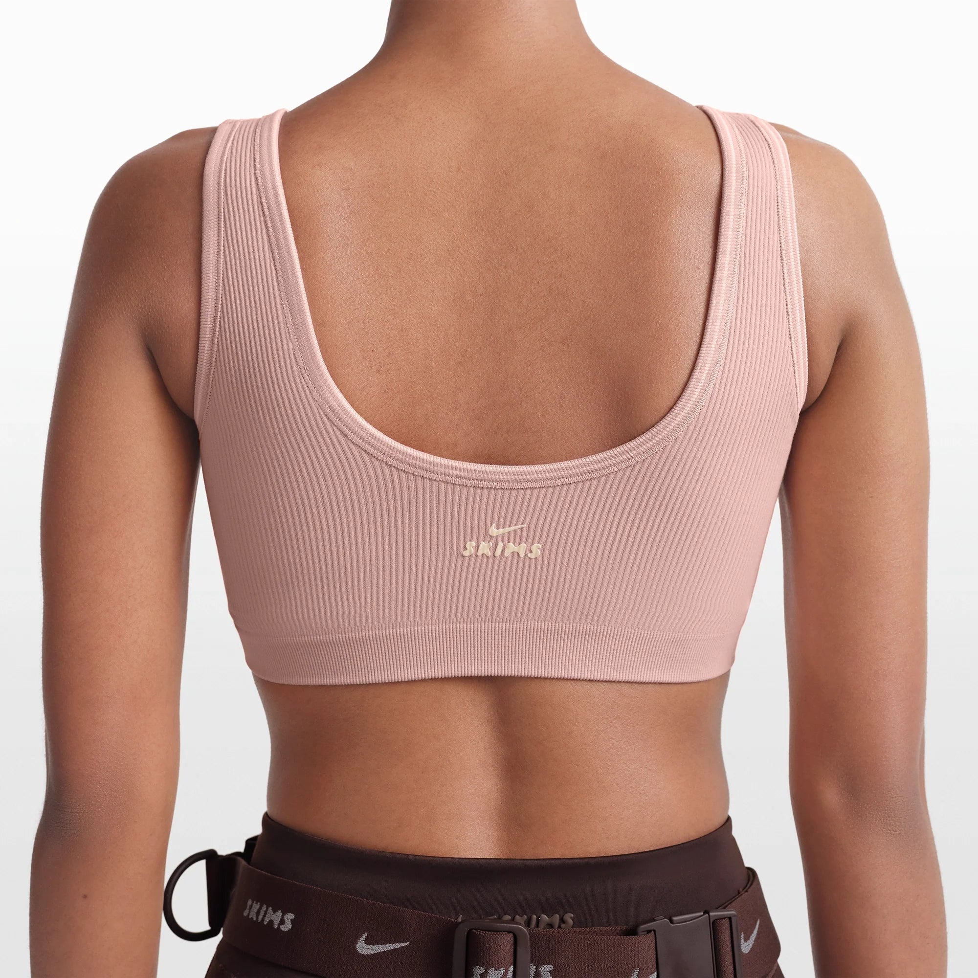 NikeSKIMS RIBBED SEAMLESS SCOOP BRA | HIMALAYAN