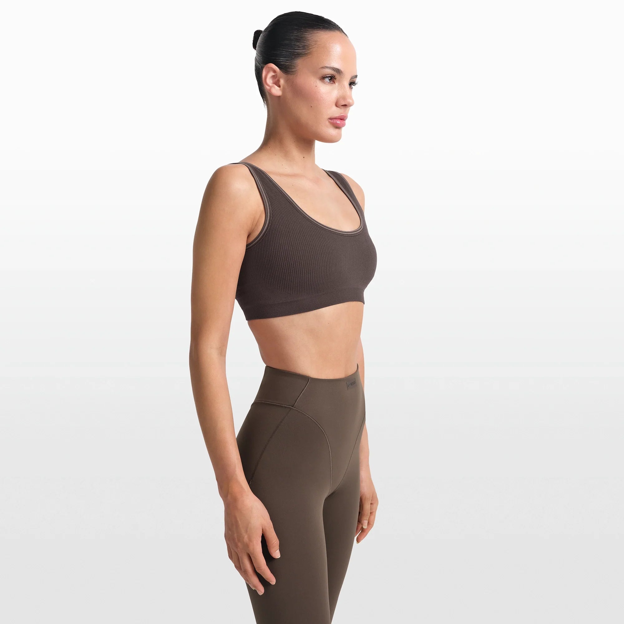 NikeSKIMS RIBBED SEAMLESS SCOOP BRA | PHOENIX