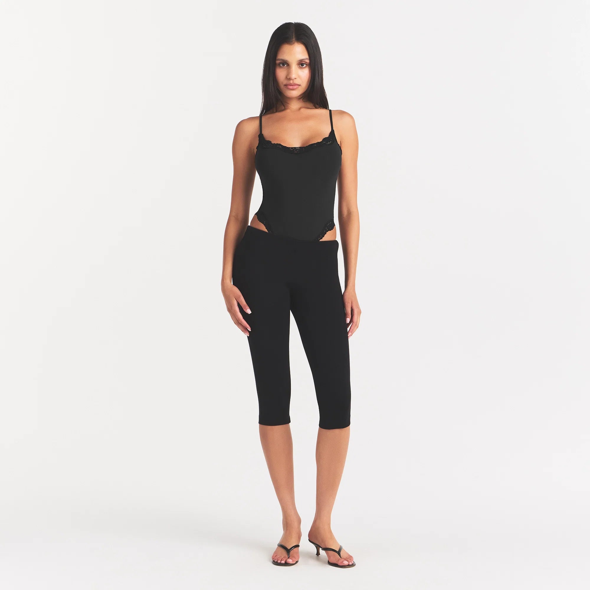 FITS EVERYBODY LACE CAMI BODYSUIT | ONYX