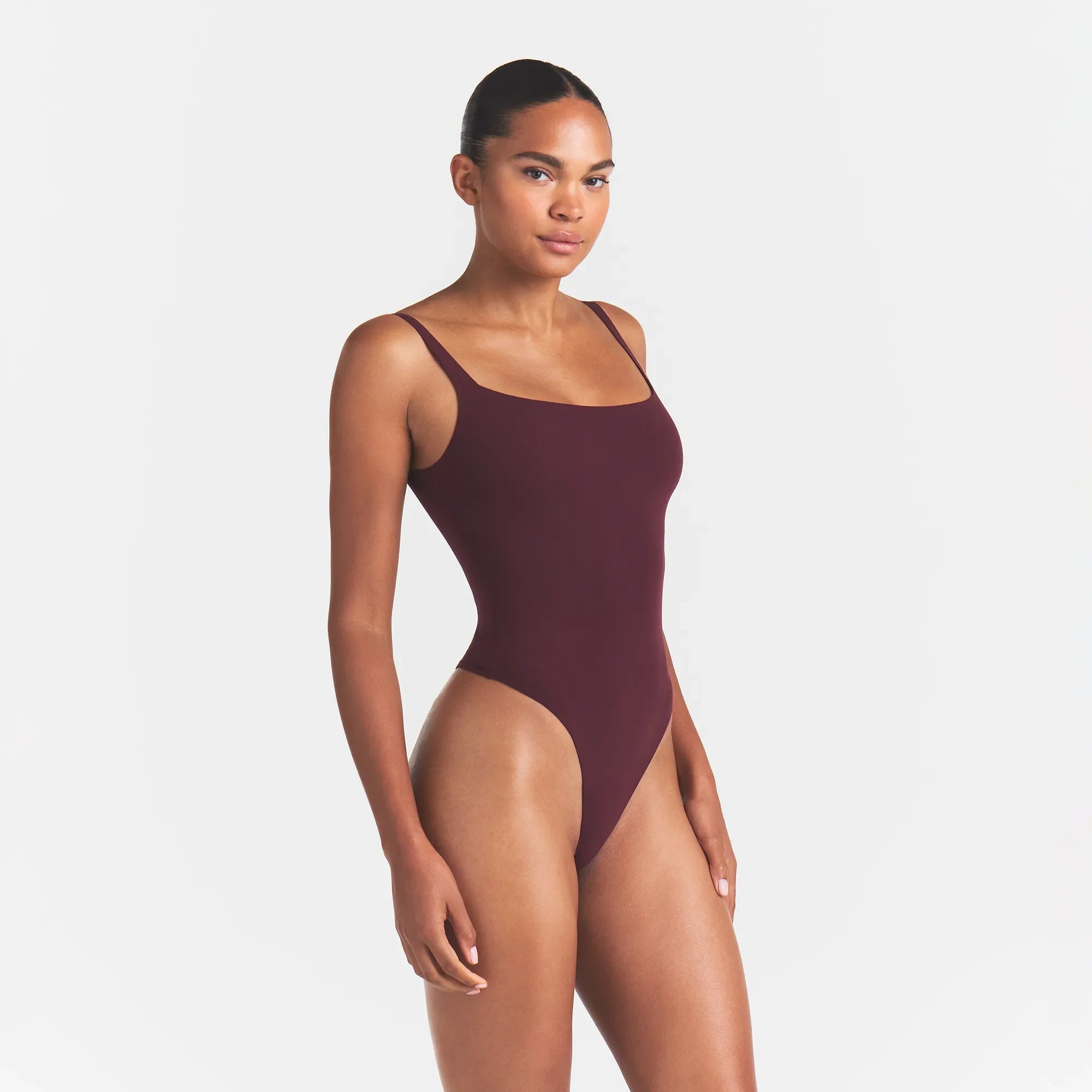 FITS EVERYBODY SQUARE NECK BODYSUIT | CURRANT
