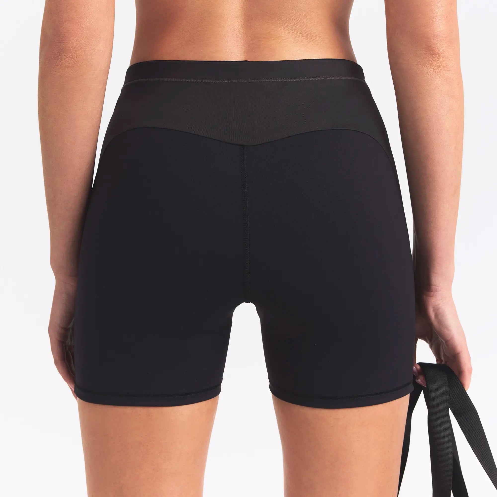 NikeSKIMS MATTE SHINE MIX 5" BIKER SHORT | OBSIDIAN AND IGNEOUS