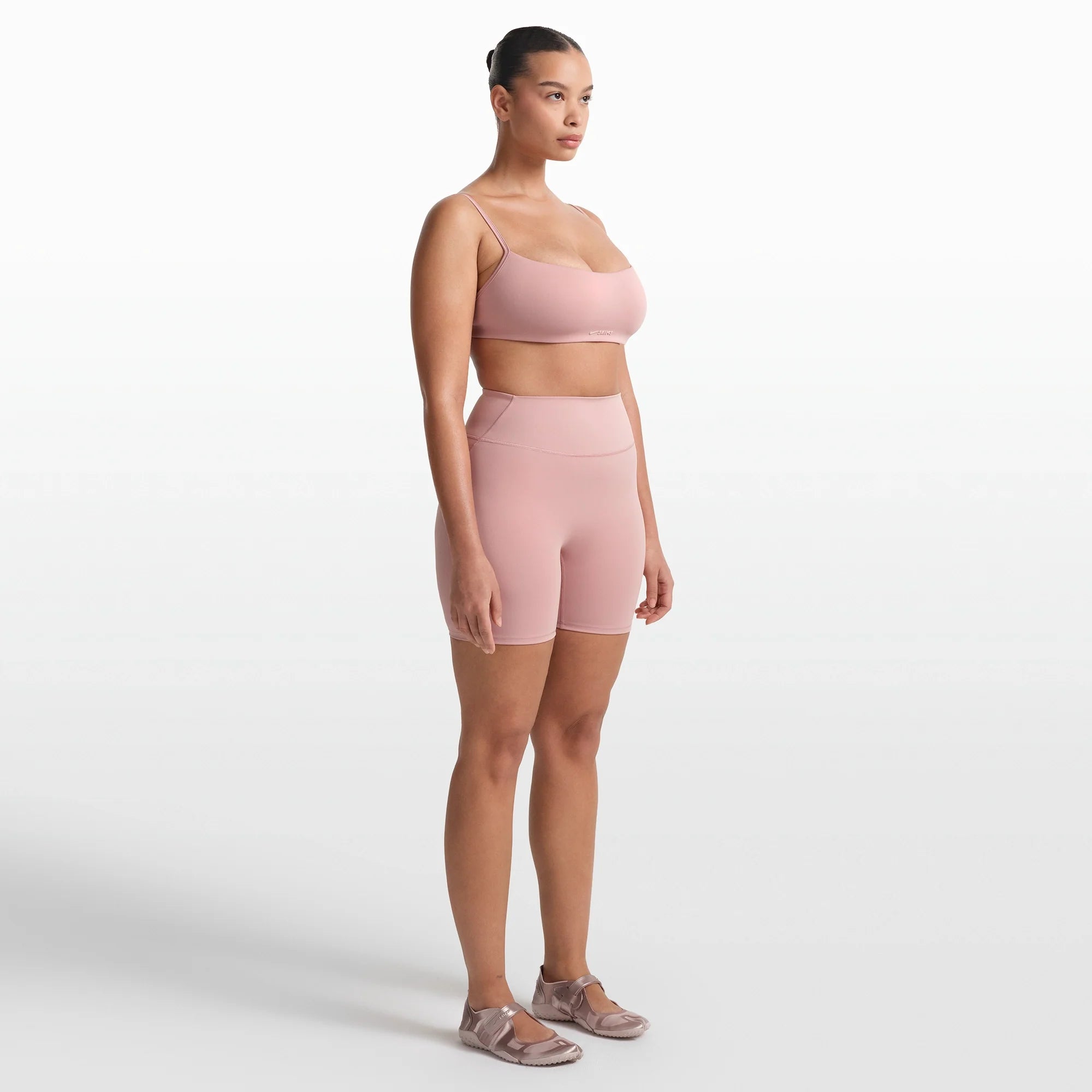 NikeSKIMS MATTE 5" BIKER SHORT | HIMALAYAN