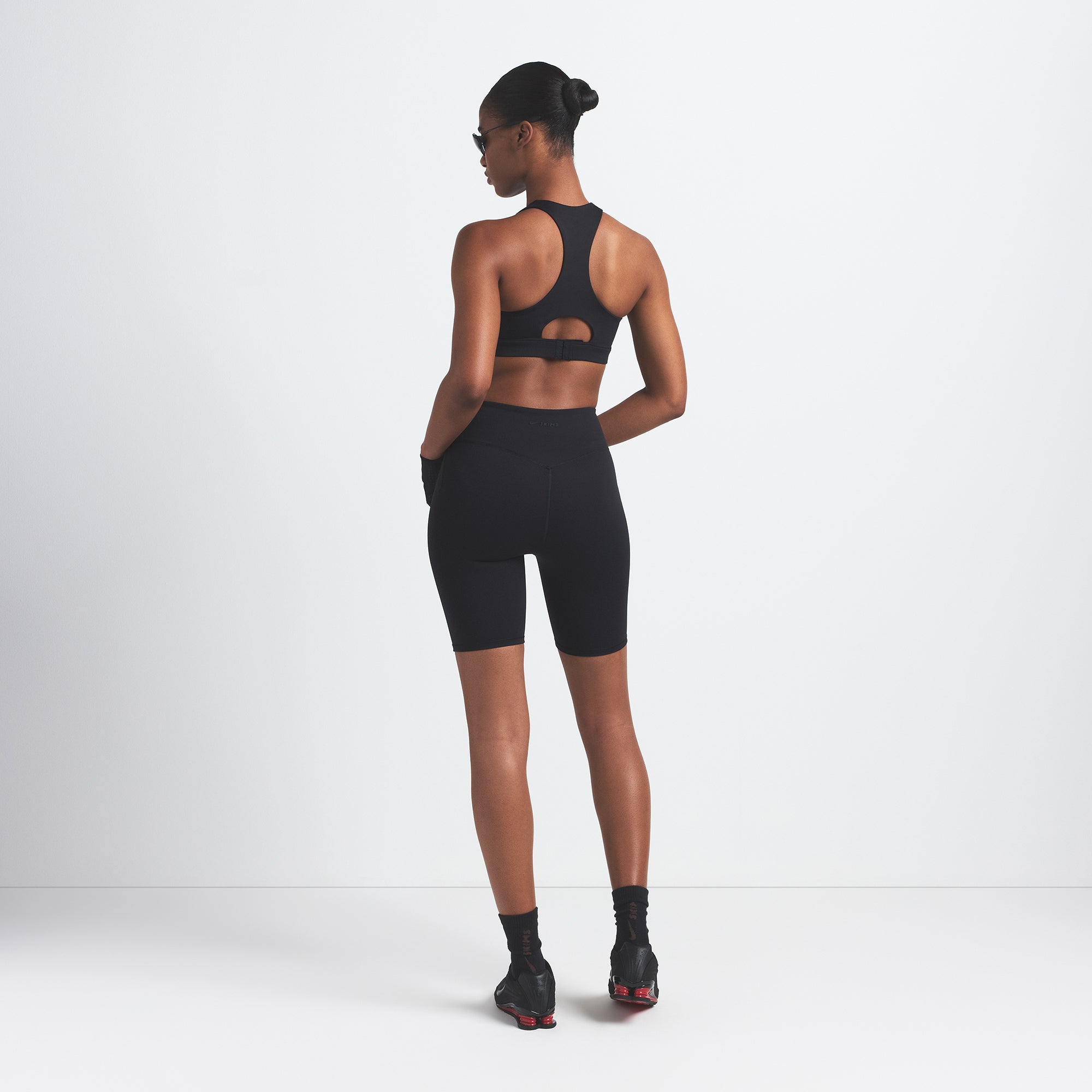NikeSKIMS MATTE 7" BIKER SHORT | OBSIDIAN
