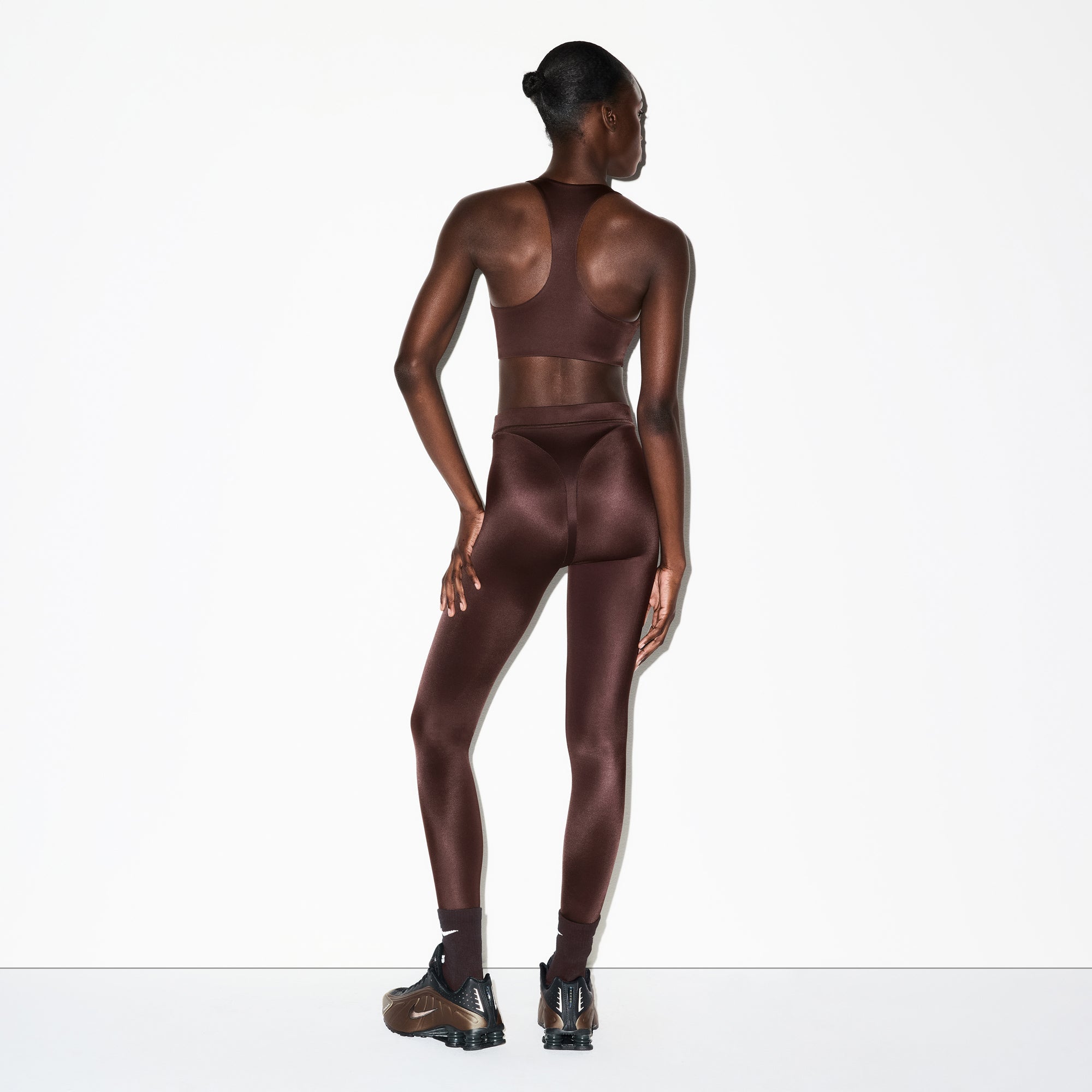 NikeSKIMS SHINE V-LINE 26" LEGGING | PHOENIX