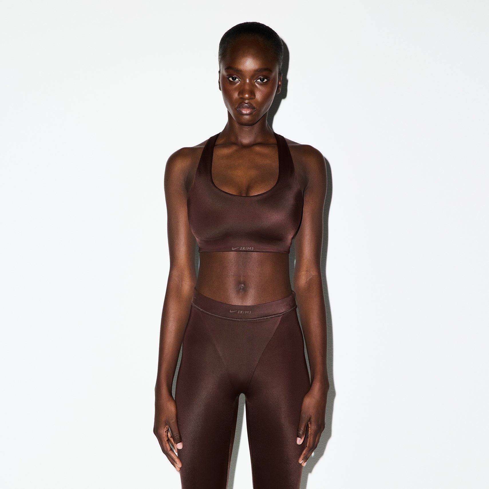 NikeSKIMS SHINE V-LINE 26" LEGGING | PHOENIX
