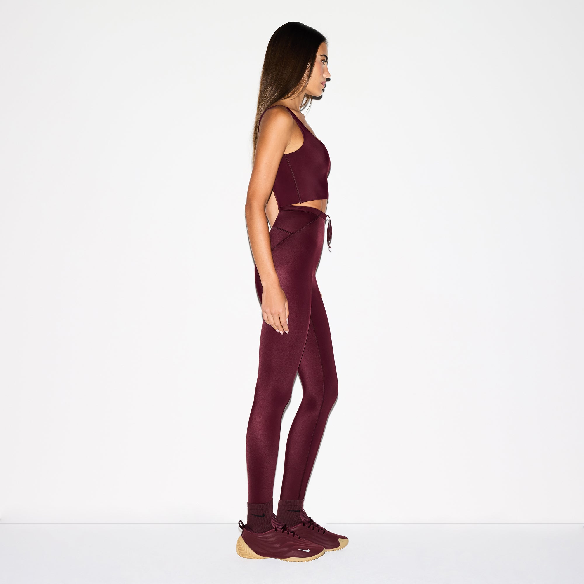 NikeSKIMS SHINE DRAWCORD 26" LEGGING | CURRANT