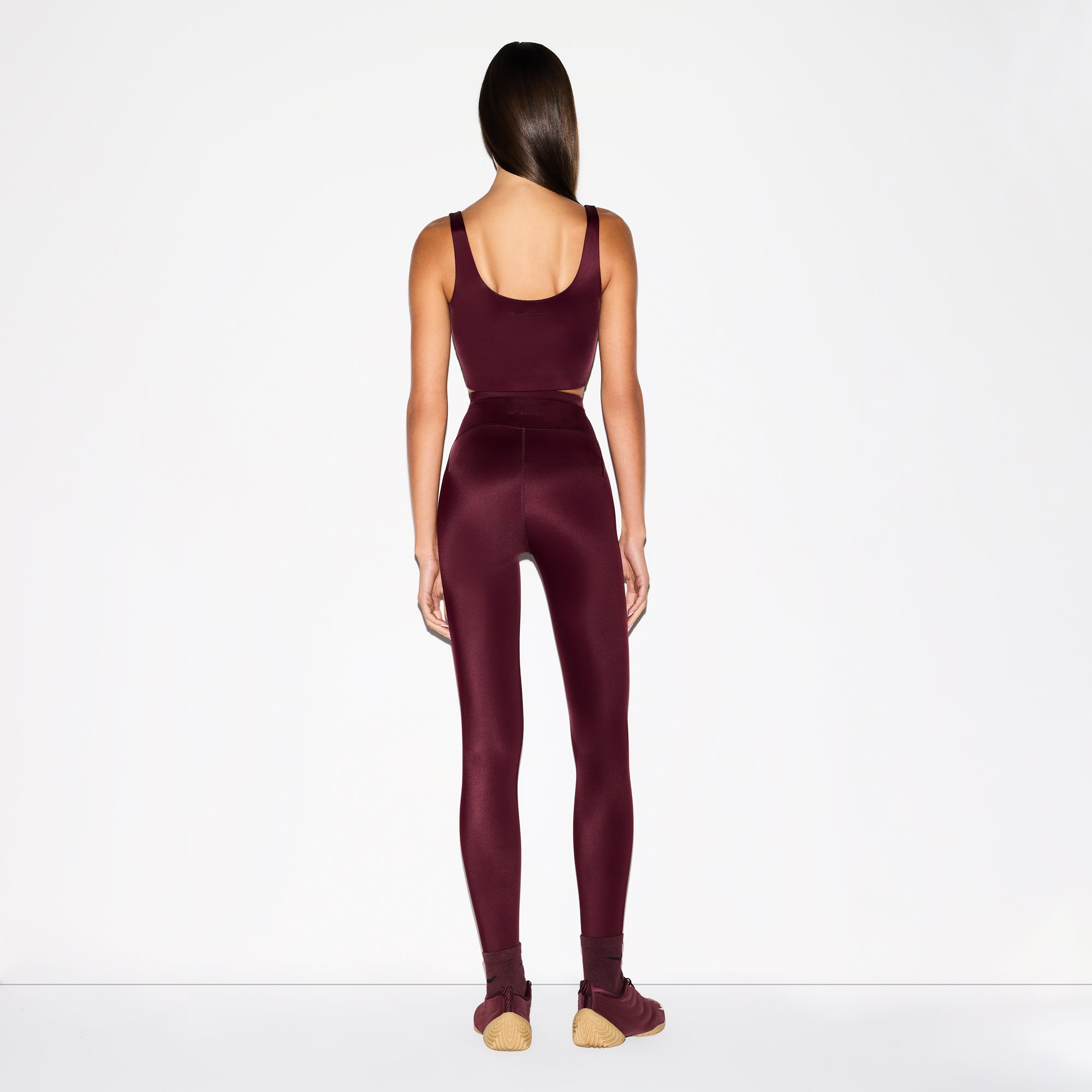 NikeSKIMS SHINE DRAWCORD 26" LEGGING | CURRANT
