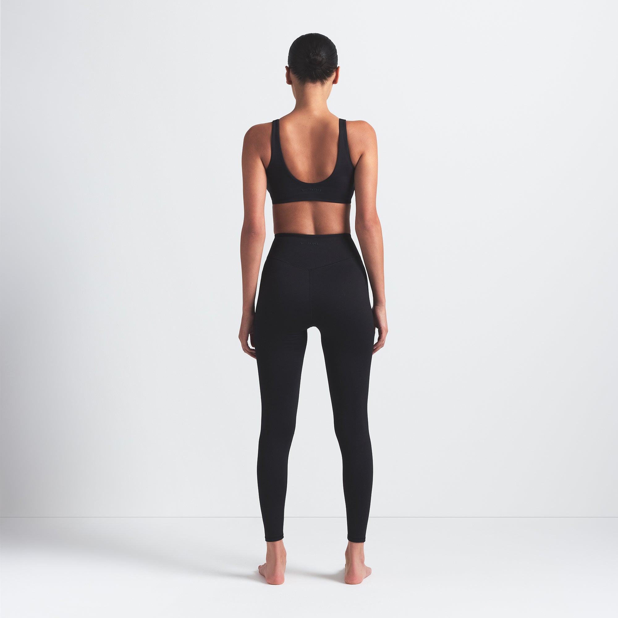 NikeSKIMS MATTE 26" LEGGING | OBSIDIAN