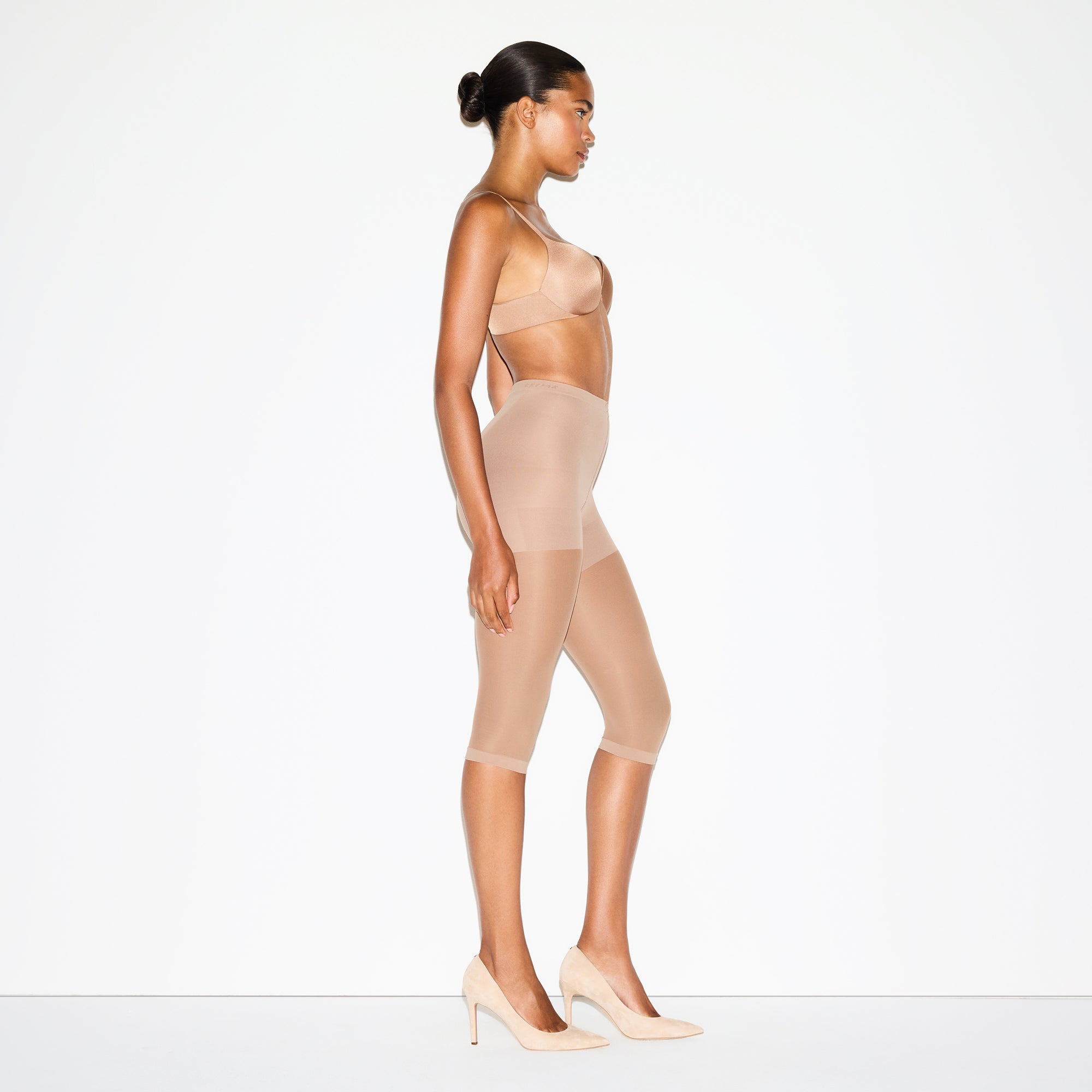 HOSIERY SHAPING CAPRI TIGHTS | SIENNA