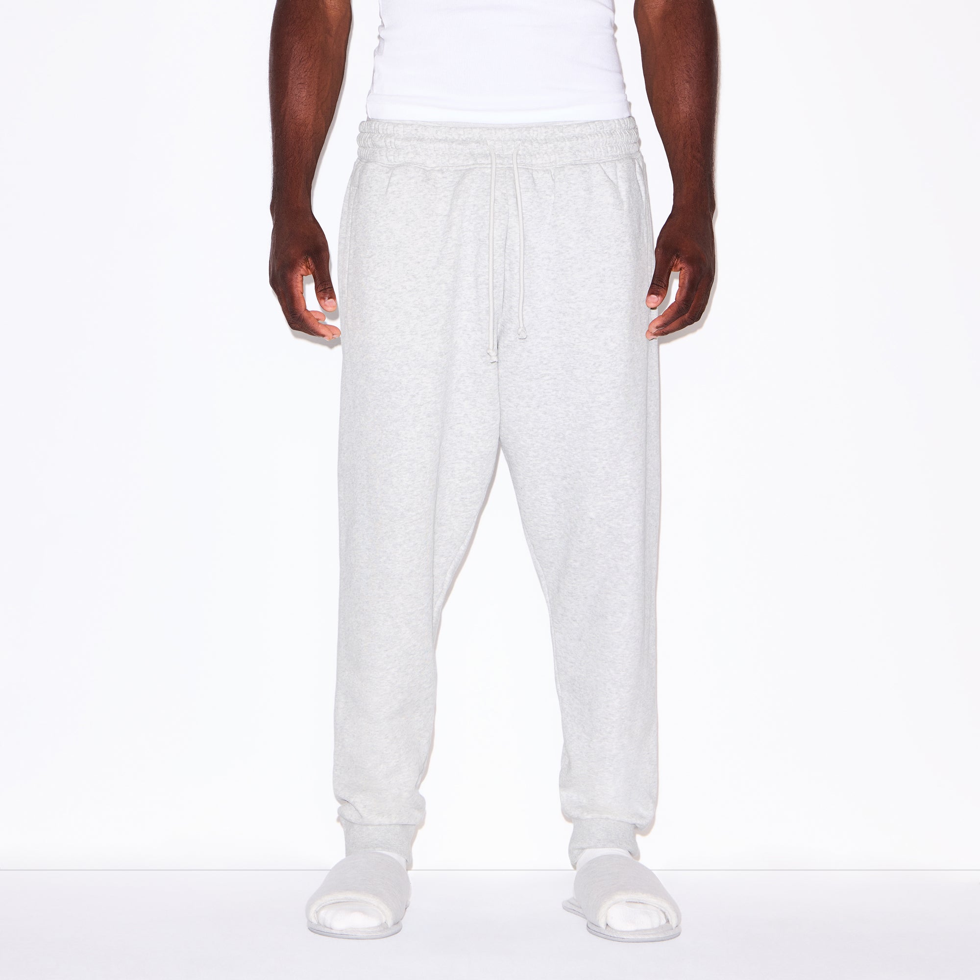 FLEECE LOUNGE MENS TAPERED JOGGER | LIGHT HEATHER GREY