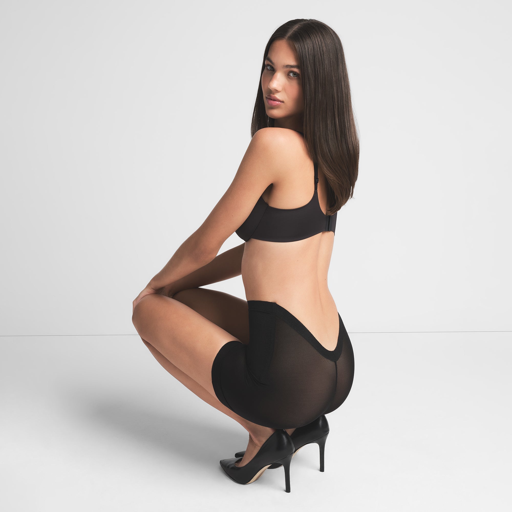 SHEER SCULPT LOW BACK SHORT | ONYX