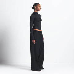 NikeSKIMS WOVEN NYLON OVERSIZED TRACK PANT | OBSIDIAN