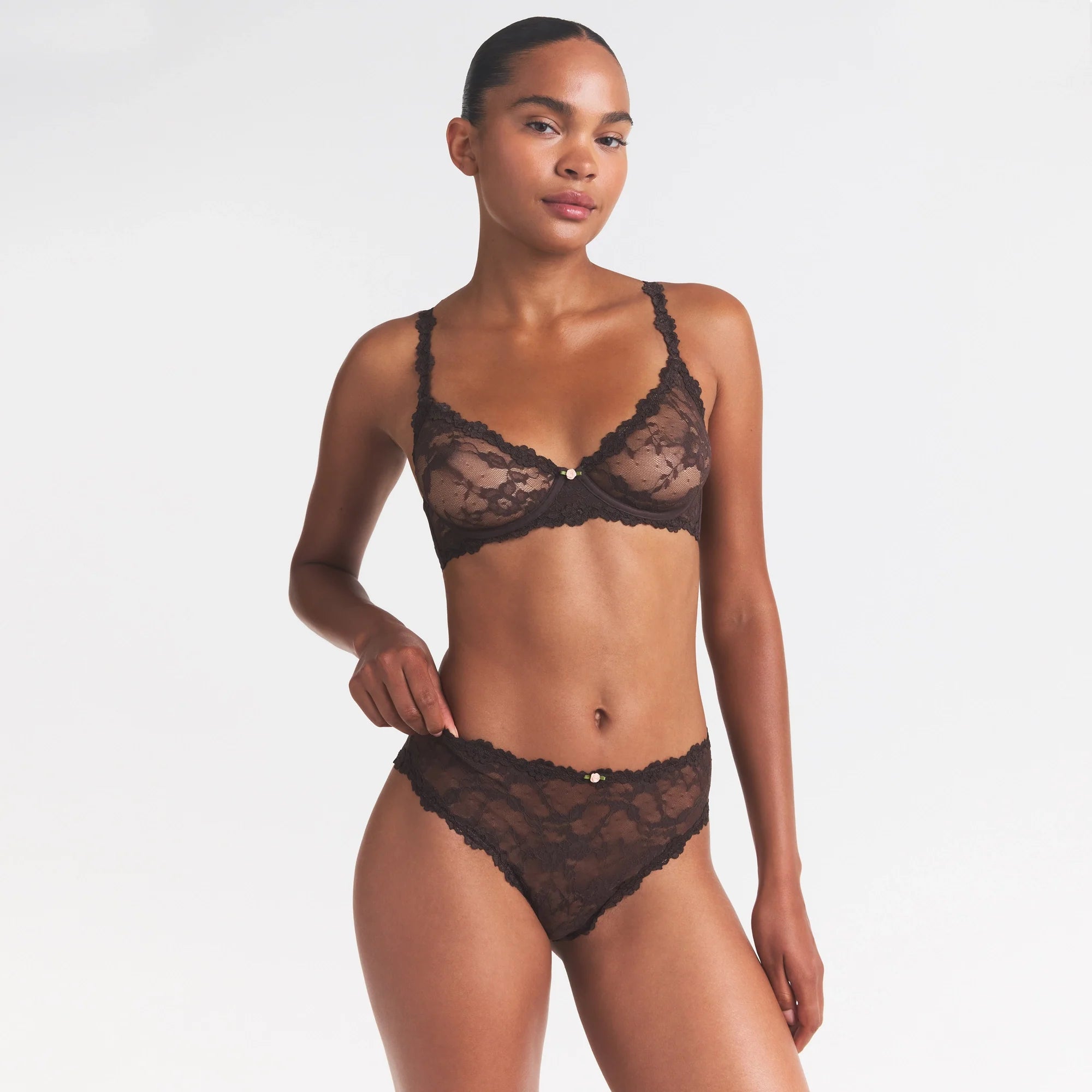 STRETCH LACE BRIEF | ESPRESSO