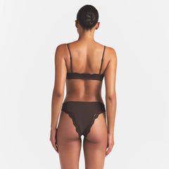 FITS EVERYBODY LACE SCOOP BRALETTE | ESPRESSO