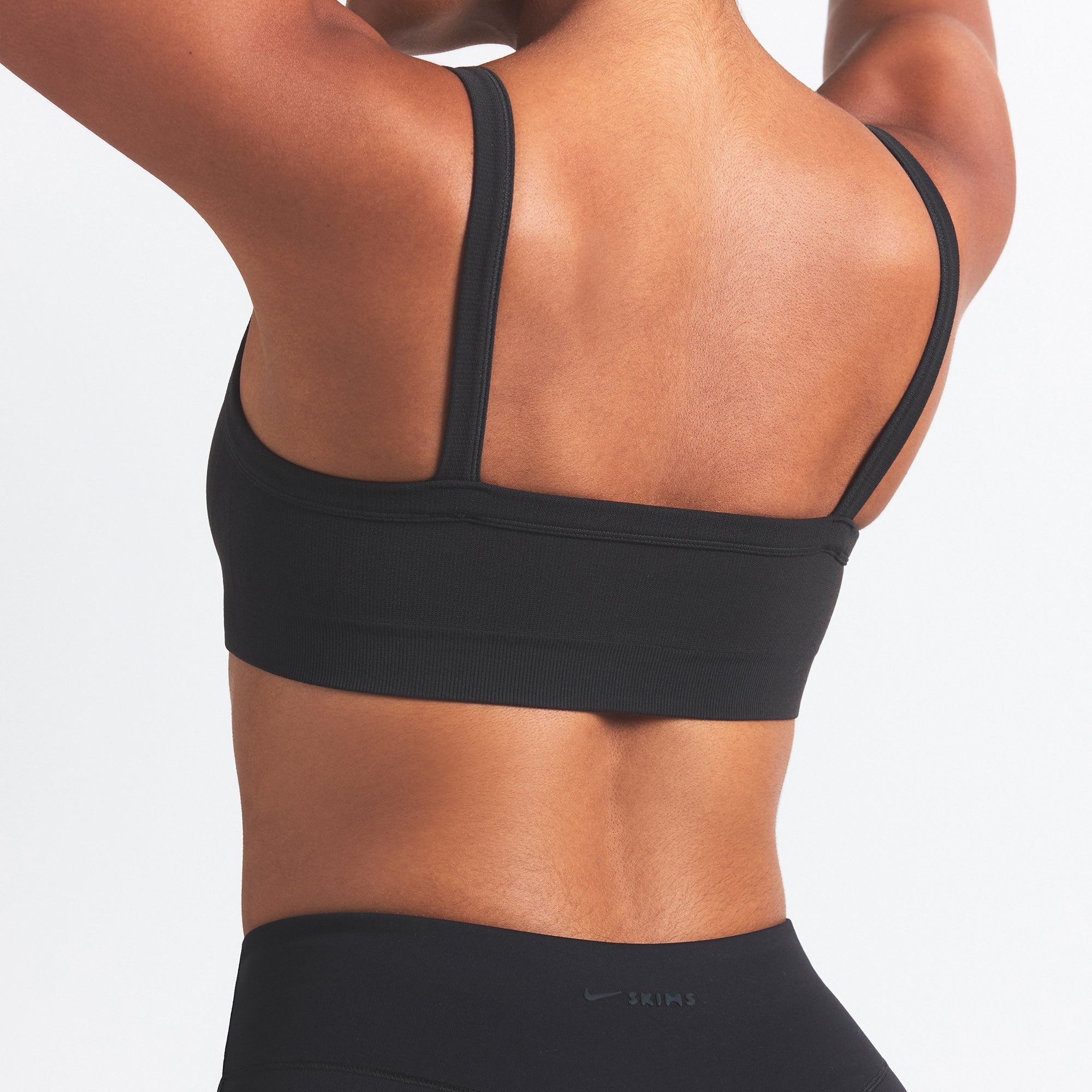 NikeSKIMS VINTAGE SEAMLESS CAMI BRA | OBSIDIAN