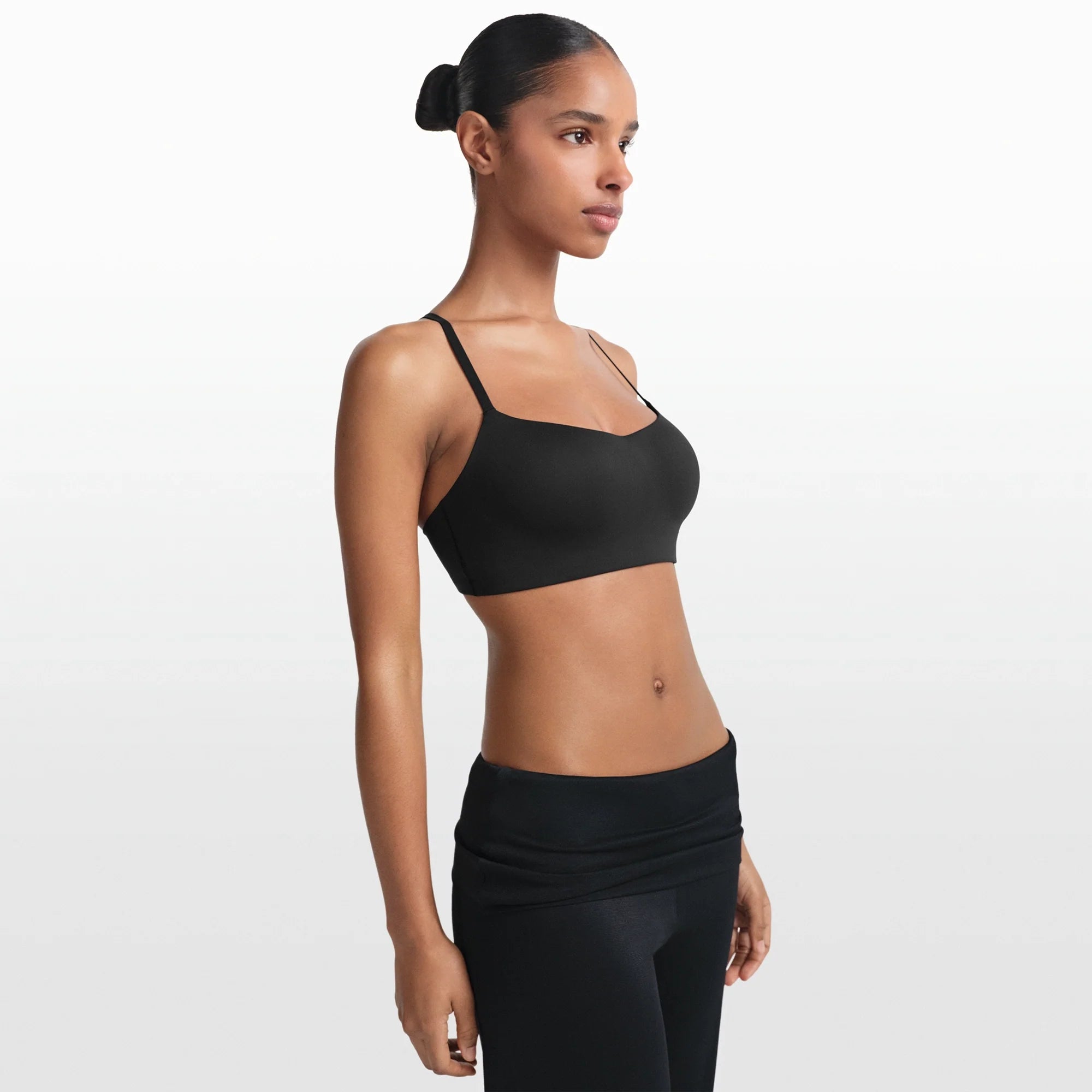 NikeSKIMS MATTE CONTOUR CAMI BRA | OBSIDIAN