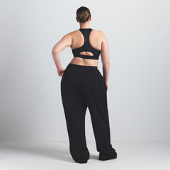NikeSKIMS SHINE HIGH NECK BRA | OBSIDIAN