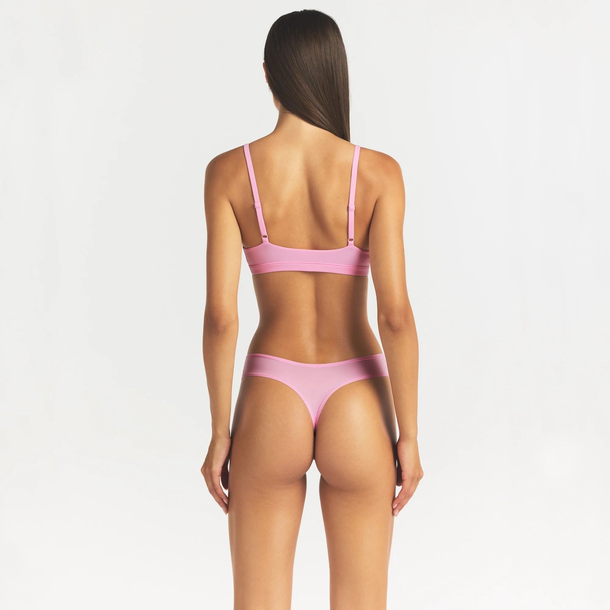 FITS EVERYBODY TRIANGLE BRALETTE | BUBBLE GUM