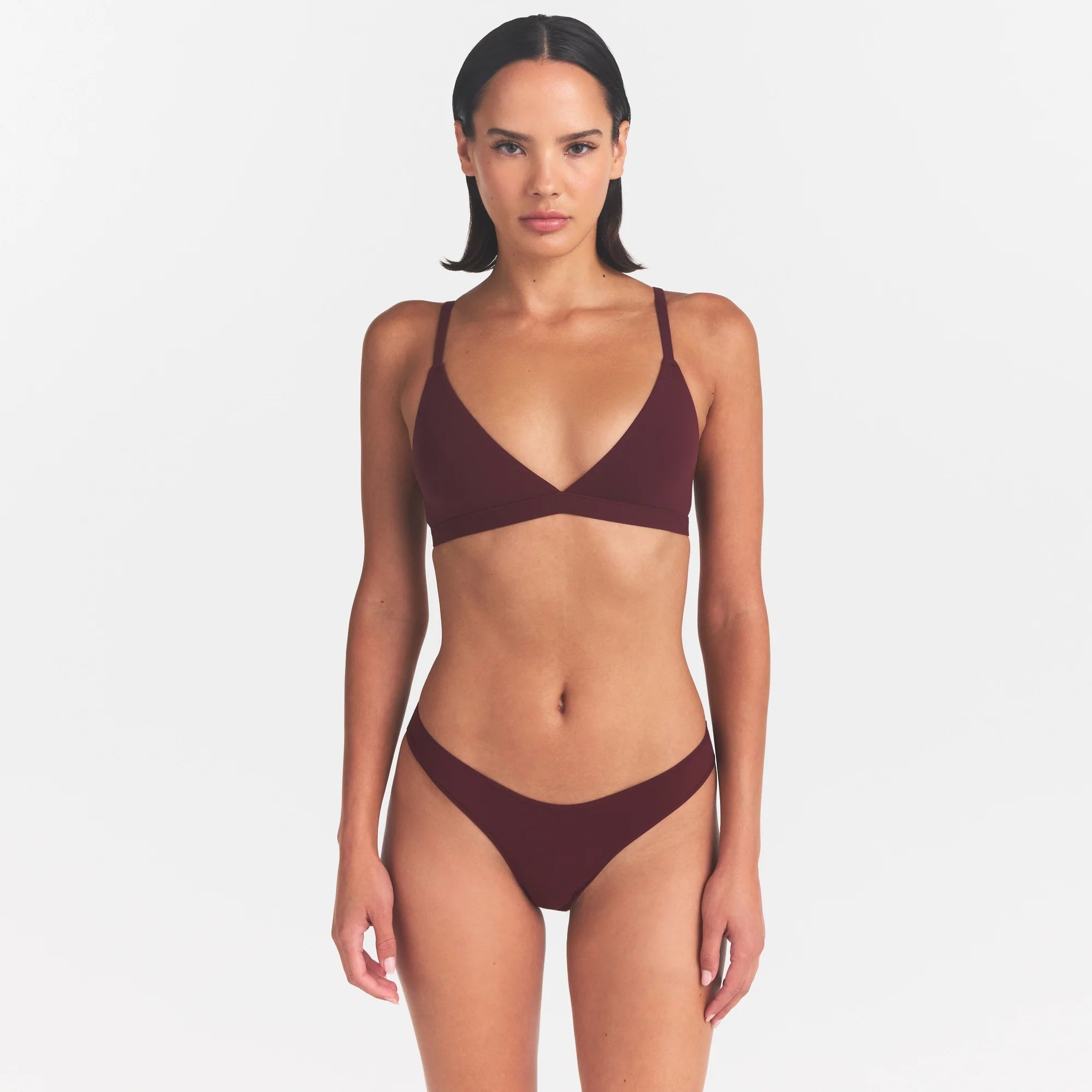 FITS EVERYBODY TRIANGLE BRALETTE | CURRANT