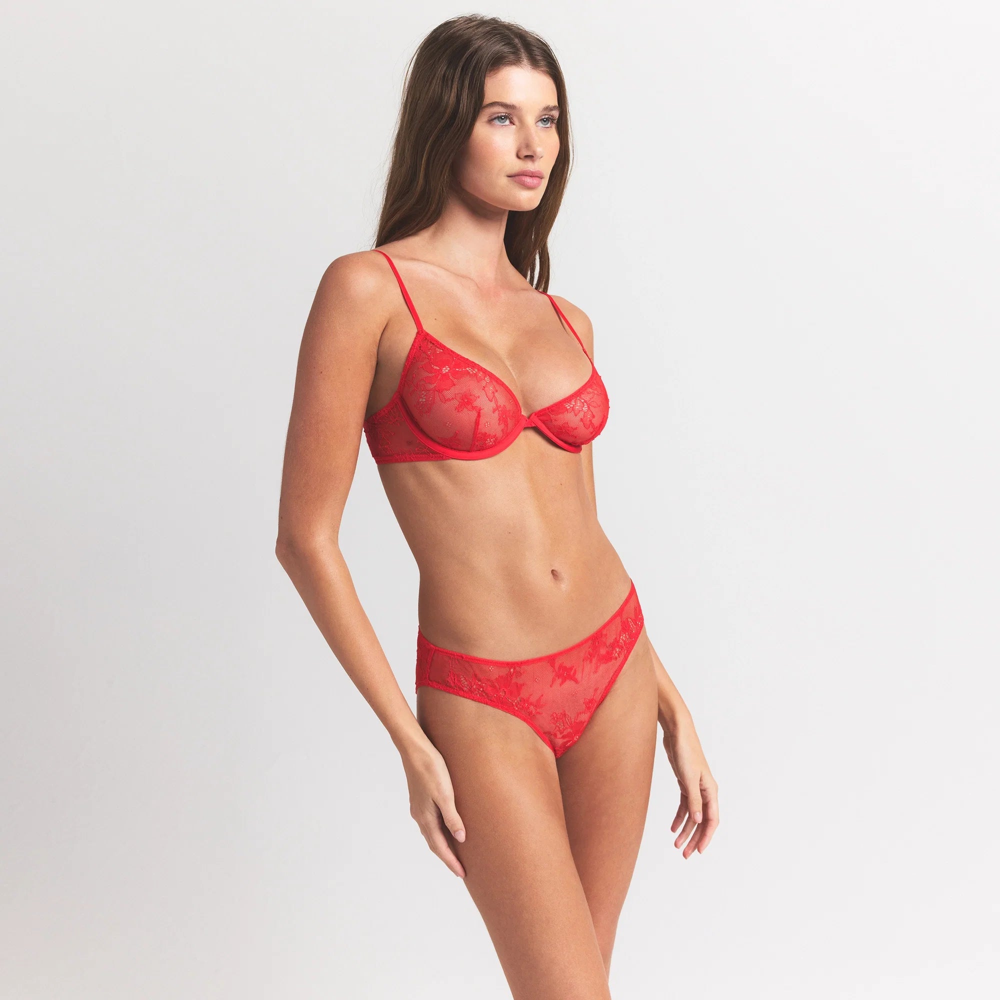 ULTRA FINE LACE UNLINED SCOOP BRA | RUBY