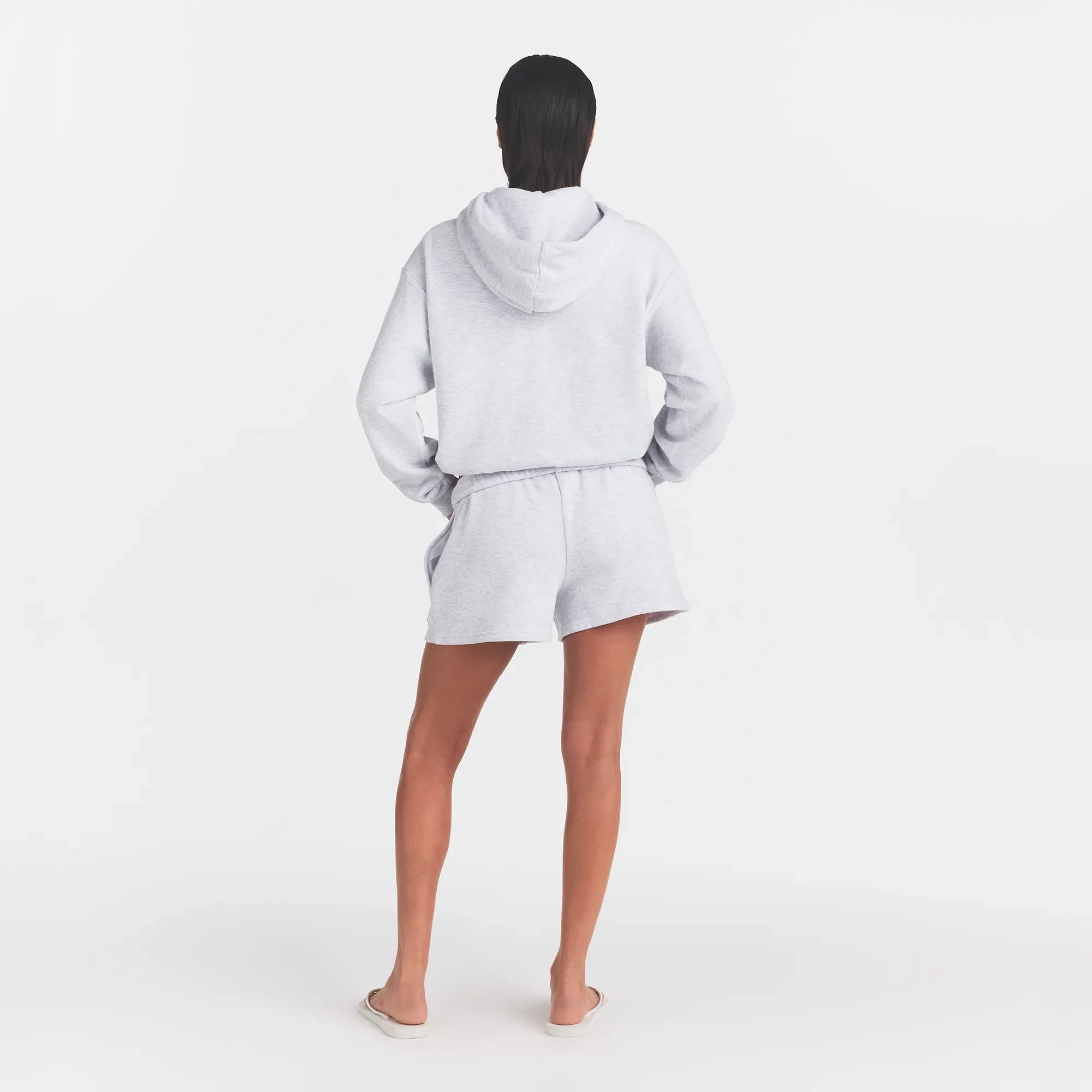 COTTON FLEECE LOGO CLASSIC SHORT | LIGHT HEATHER GREY WITH ONYX LOGO