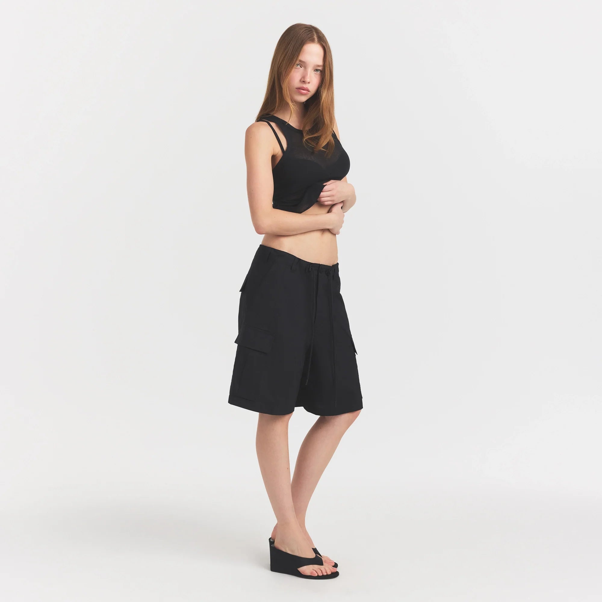 WOVEN COTTON OVERSIZED CARGO SHORT | ONYX