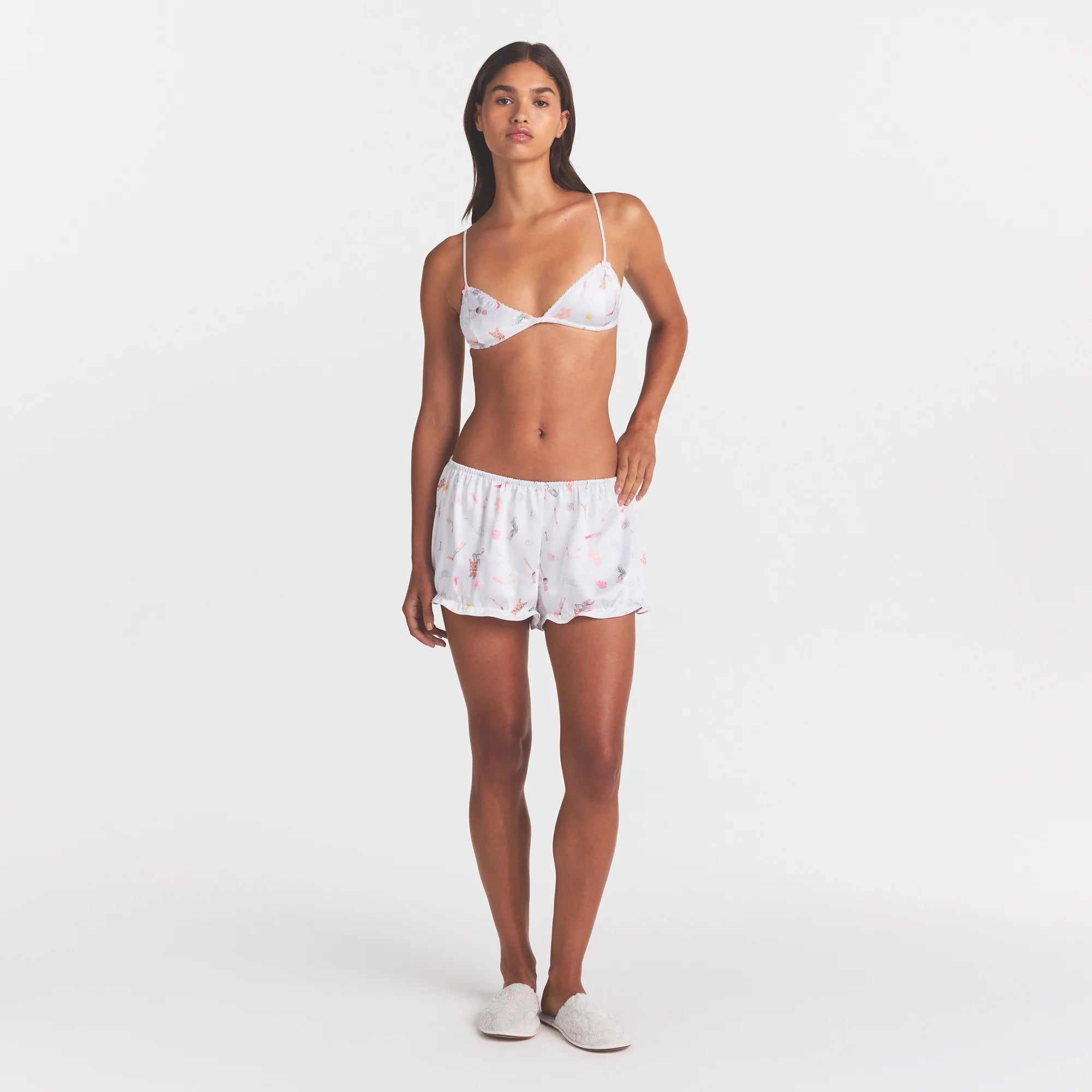 LIGHTWEIGHT SATIN BLOOMER | SNOW ESSENTIALS BAG