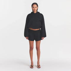 WOVEN COTTON FLUTTER SHORT | ONYX