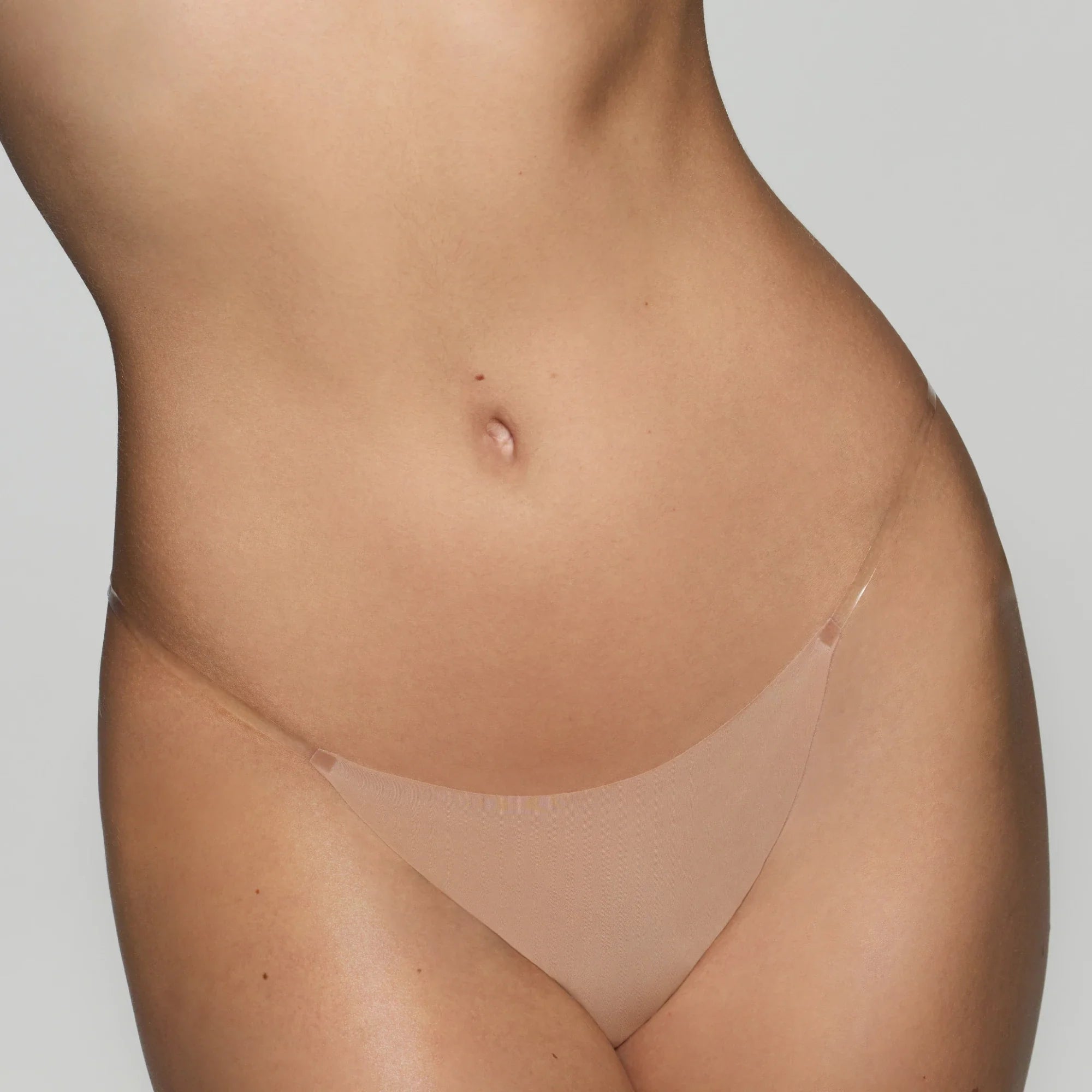 INVISIBLE CLEAR STRAP STRING THONG | ONYX