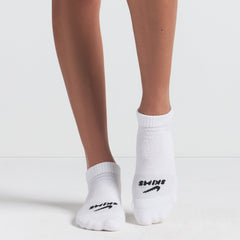 NikeSKIMS ACCESSORIES DRI-FIT��� ANKLE SOCK 3-PACK | SNOW